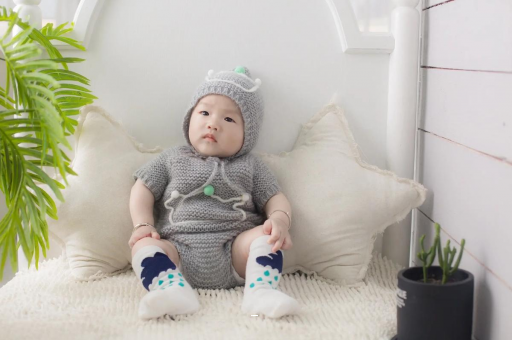 常宁七个月宝宝脚长